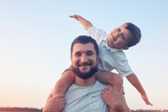 Dan and child plane