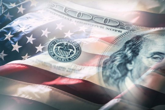 Image of flag and money about va pensions